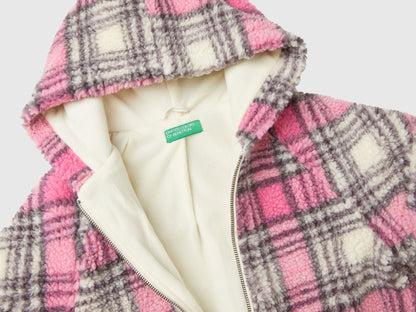 Close-up of the fabric on a beige women&