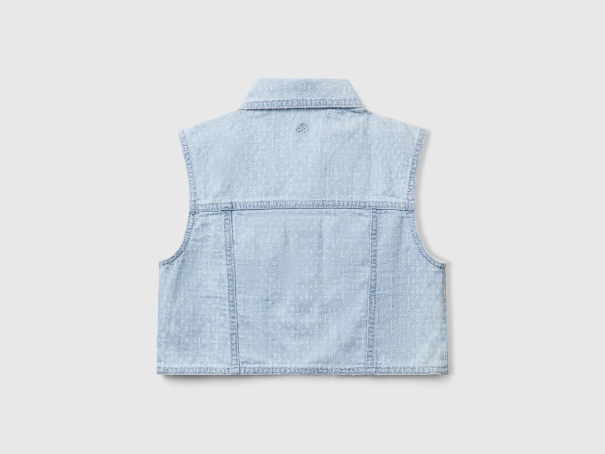 Back view of a kids&