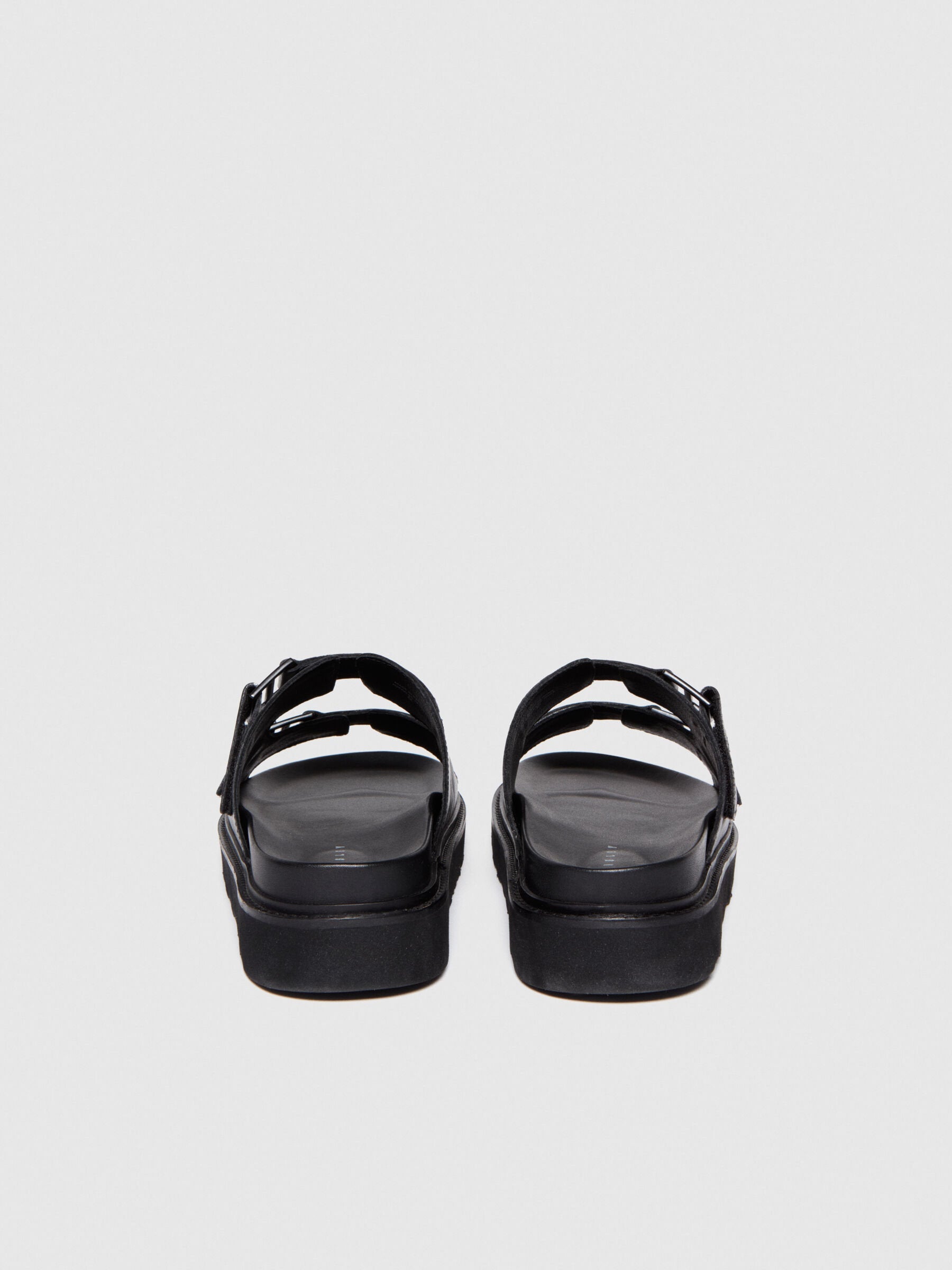 Back view of a pair of men&