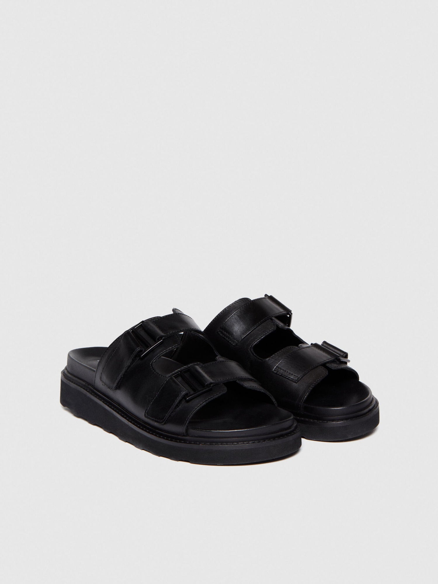 Front view of a pair of men&
