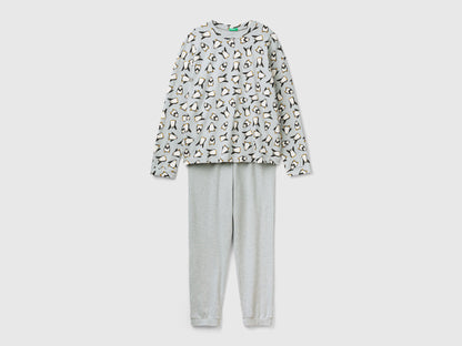 Flat lay front view of men&