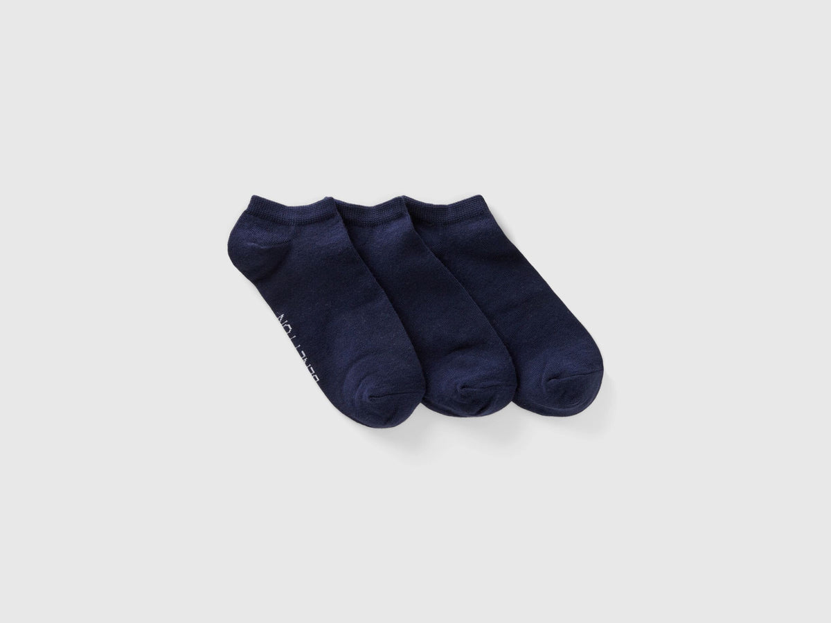 Blue and white striped unisex socks, perfect for daily wear in Kuwait.