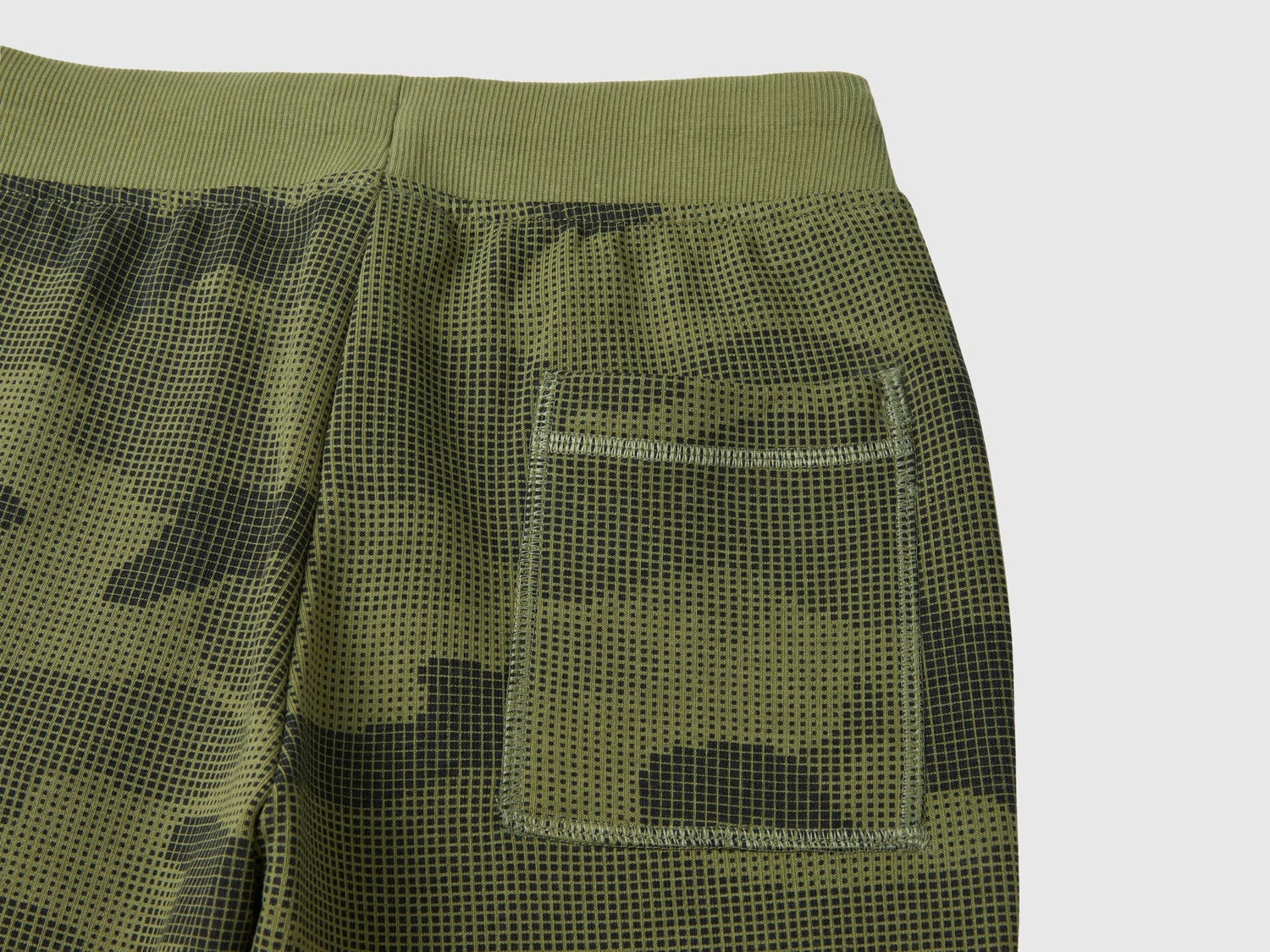 Camouflage Joggers_31MXCF049_70L_02