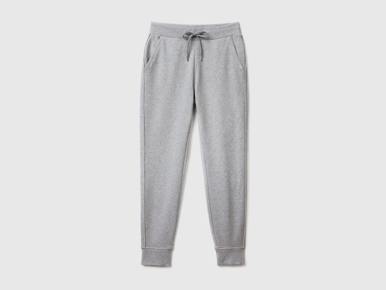 SWEATPANTS WITH DRAWSTRING
