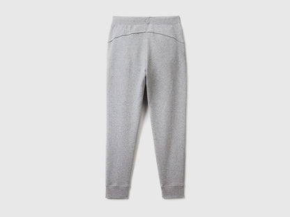 SWEATPANTS WITH DRAWSTRING
