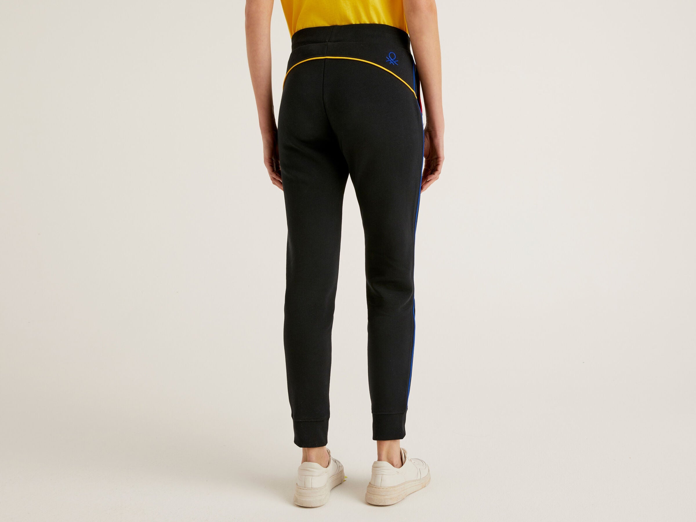 Sweatpants With Drawstring