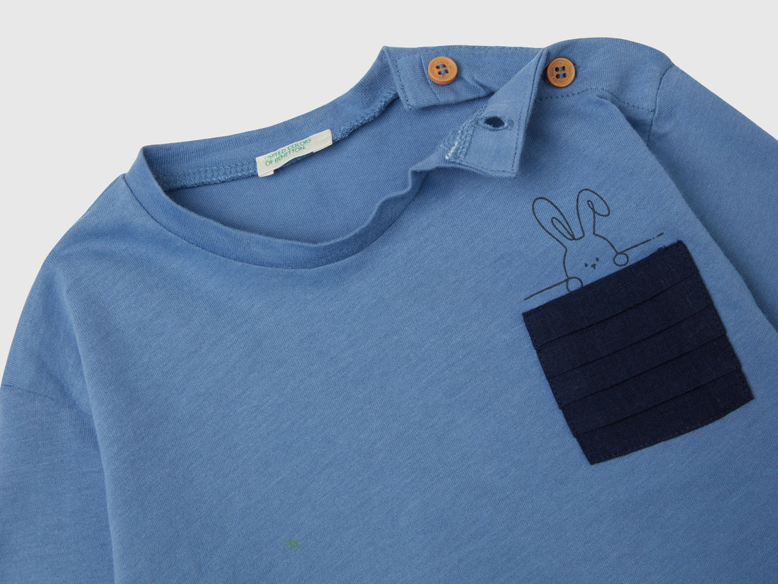 T-Shirt With Pleated Pocket