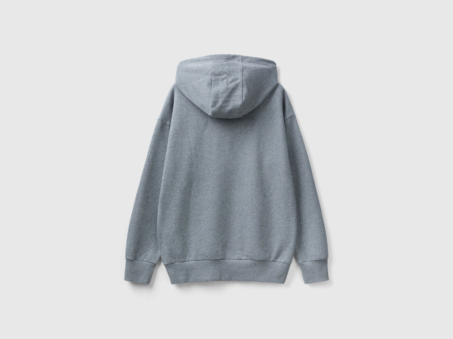 Flat lay front view of a grey hoodie for men.