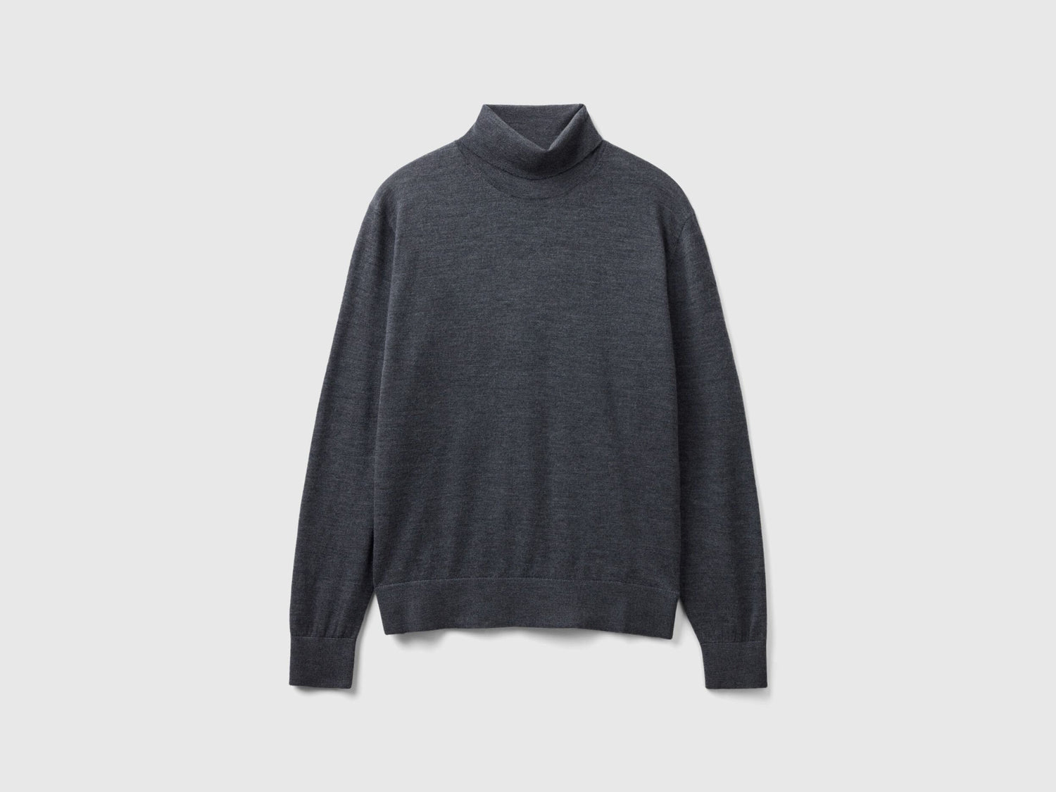 Flat lay front view of a grey turtleneck sweater for men.
